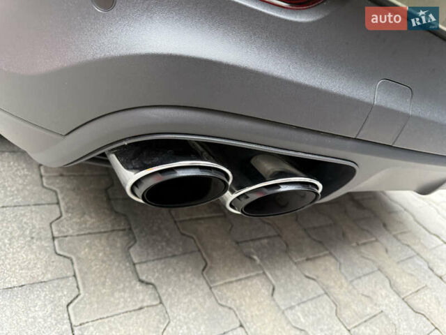 Зелений Порше Cayenne, об'ємом двигуна 3 л та пробігом 8 тис. км за 159000 $, фото 33 на Automoto.ua
