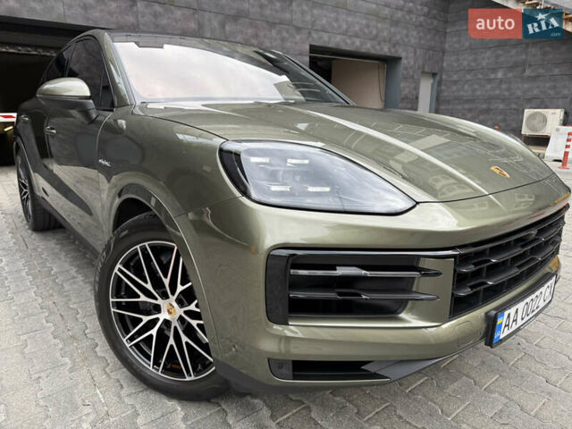 Зелений Порше Cayenne, об'ємом двигуна 3 л та пробігом 8 тис. км за 159000 $, фото 11 на Automoto.ua