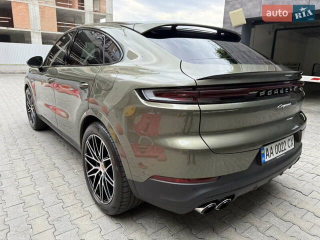 Зелений Порше Cayenne, об'ємом двигуна 3 л та пробігом 8 тис. км за 159000 $, фото 35 на Automoto.ua