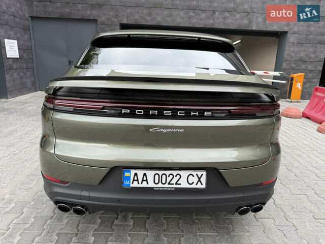 Зелений Порше Cayenne, об'ємом двигуна 3 л та пробігом 8 тис. км за 159000 $, фото 42 на Automoto.ua