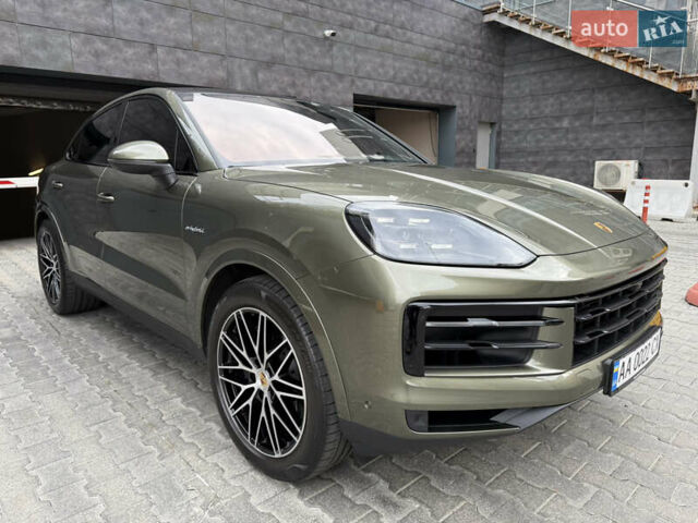 Зелений Порше Cayenne, об'ємом двигуна 3 л та пробігом 8 тис. км за 159000 $, фото 24 на Automoto.ua