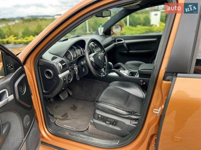 Помаранчевий Порше Cayenne, об'ємом двигуна 4.81 л та пробігом 161 тис. км за 12950 $, фото 7 на Automoto.ua