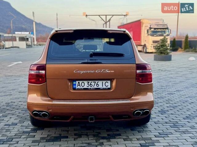 Помаранчевий Порше Cayenne, об'ємом двигуна 4.81 л та пробігом 159 тис. км за 12500 $, фото 5 на Automoto.ua