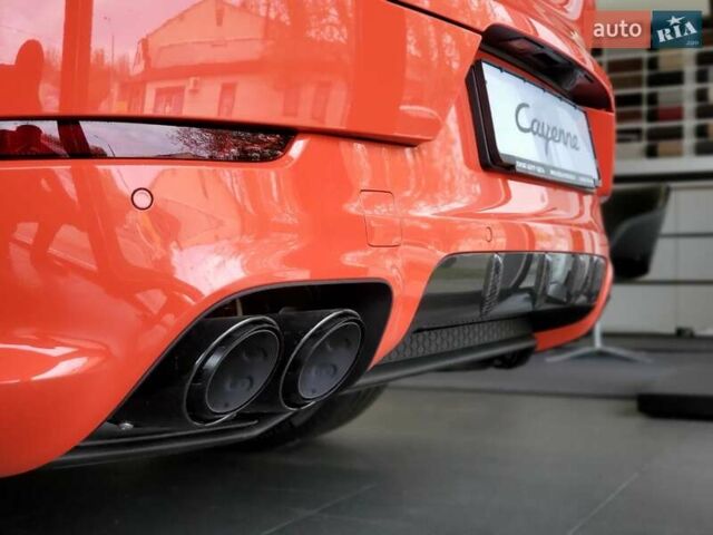 Помаранчевий Порше Cayenne, об'ємом двигуна 4 л та пробігом 45 тис. км за 150000 $, фото 6 на Automoto.ua