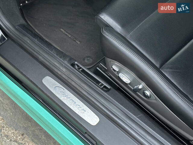 Черный Порше Кайман, объемом двигателя 2.69 л и пробегом 70 тыс. км за 37900 $, фото 15 на Automoto.ua