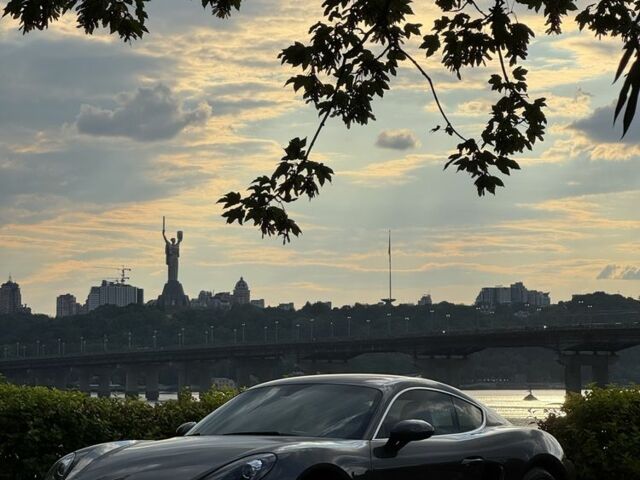 Сірий Порше Cayman, об'ємом двигуна 0 л та пробігом 96 тис. км за 43000 $, фото 1 на Automoto.ua