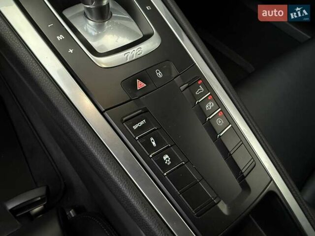 Сірий Порше Cayman, об'ємом двигуна 1.99 л та пробігом 39 тис. км за 59900 $, фото 33 на Automoto.ua