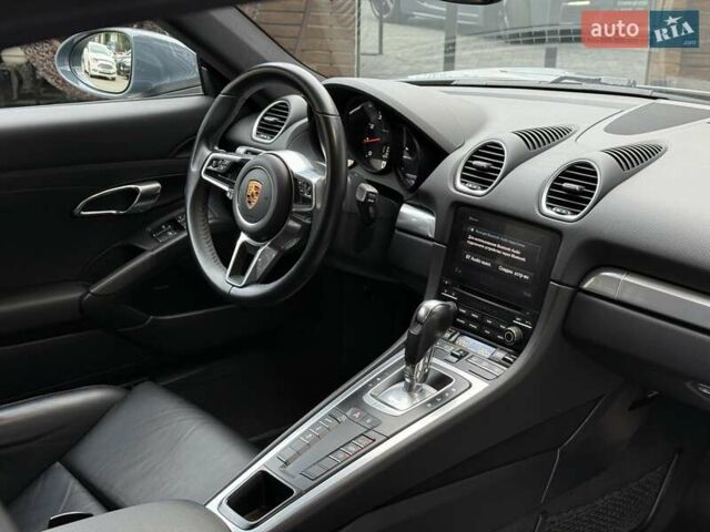 Сірий Порше Cayman, об'ємом двигуна 1.99 л та пробігом 39 тис. км за 59900 $, фото 31 на Automoto.ua