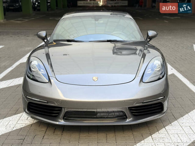 Порше Кайман 2019 в Киеве на Automoto.ua Серый Порше Кайман, объемом двигателя 1.99 л и пробегом 66 тыс. км за 55000 $, фото 1 на Automoto.ua