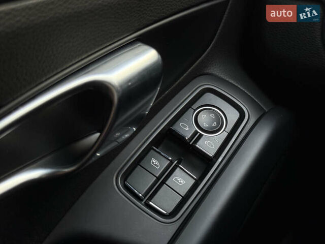 Порше Кайман 2019 в Киеве на Automoto.ua Серый Порше Кайман, объемом двигателя 1.99 л и пробегом 66 тыс. км за 55000 $, фото 31 на Automoto.ua