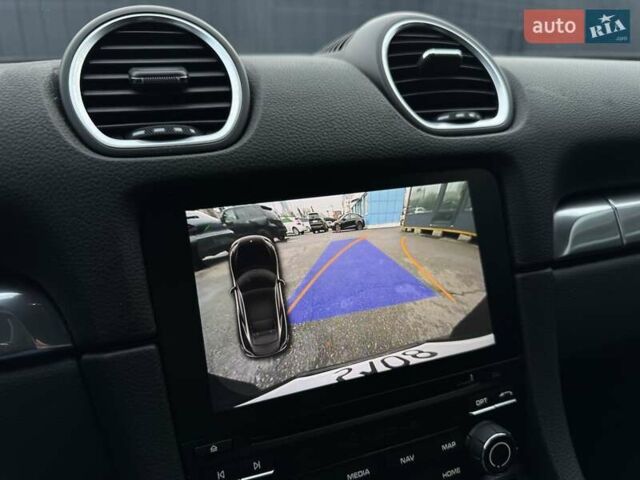 Сірий Порше Cayman, об'ємом двигуна 2 л та пробігом 66 тис. км за 49999 $, фото 9 на Automoto.ua