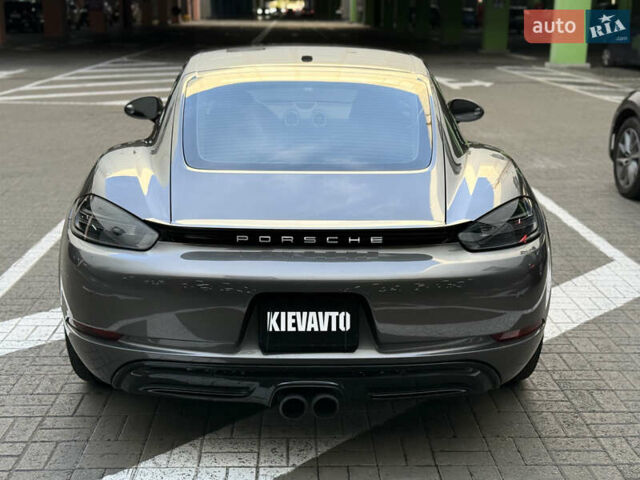 Порше Кайман 2019 в Киеве на Automoto.ua Серый Порше Кайман, объемом двигателя 1.99 л и пробегом 66 тыс. км за 55000 $, фото 13 на Automoto.ua