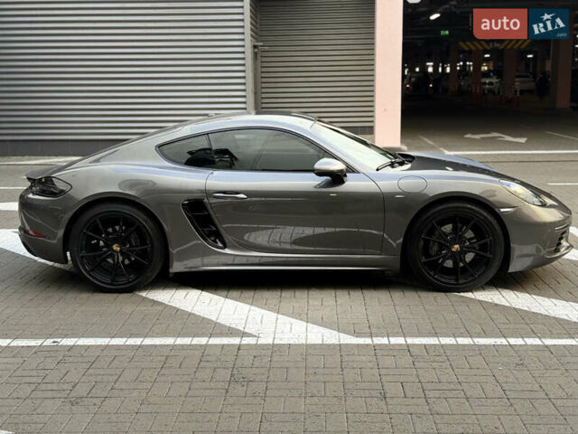 Порше Кайман 2019 в Киеве на Automoto.ua Серый Порше Кайман, объемом двигателя 1.99 л и пробегом 66 тыс. км за 55000 $, фото 4 на Automoto.ua