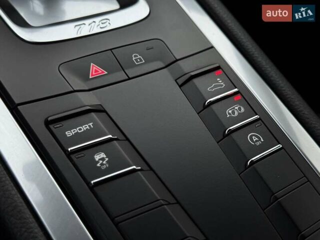 Сірий Порше Cayman, об'ємом двигуна 2 л та пробігом 66 тис. км за 49999 $, фото 7 на Automoto.ua