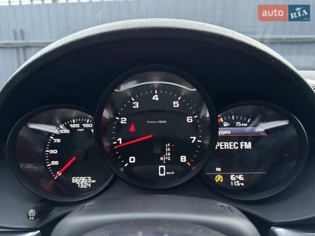 Сірий Порше Cayman, об'ємом двигуна 2 л та пробігом 66 тис. км за 49999 $, фото 10 на Automoto.ua