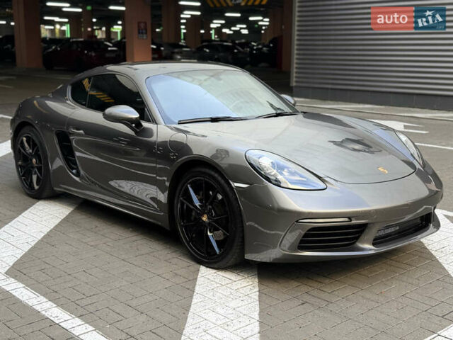 Порше Кайман 2019 в Киеве на Automoto.ua Серый Порше Кайман, объемом двигателя 1.99 л и пробегом 66 тыс. км за 55000 $, фото 3 на Automoto.ua