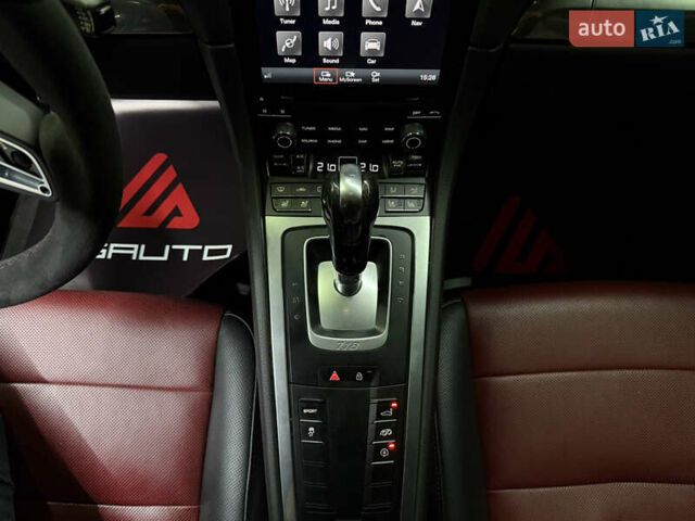 Серый Порше Кайман, объемом двигателя 2.5 л и пробегом 32 тыс. км за 66000 $, фото 21 на Automoto.ua