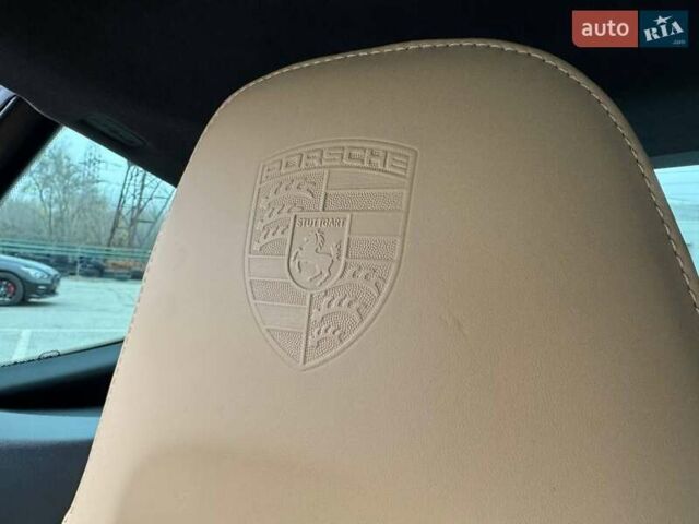 Синій Порше Cayman, об'ємом двигуна 4 л та пробігом 45 тис. км за 95000 $, фото 24 на Automoto.ua