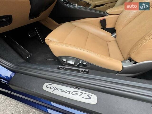 Синій Порше Cayman, об'ємом двигуна 4 л та пробігом 45 тис. км за 95000 $, фото 21 на Automoto.ua