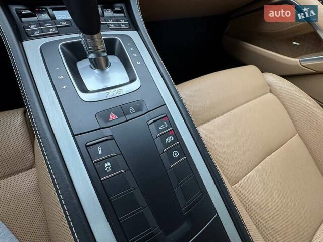 Синій Порше Cayman, об'ємом двигуна 4 л та пробігом 45 тис. км за 95000 $, фото 22 на Automoto.ua