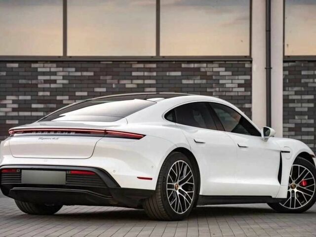 Белый Порше Другая, объемом двигателя 0 л и пробегом 43 тыс. км за 39000 $, фото 5 на Automoto.ua