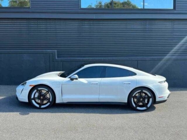 Белый Порше Другая, объемом двигателя 0 л и пробегом 45 тыс. км за 39900 $, фото 3 на Automoto.ua