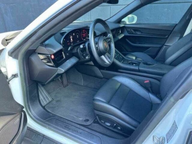 Белый Порше Другая, объемом двигателя 0 л и пробегом 45 тыс. км за 39900 $, фото 8 на Automoto.ua