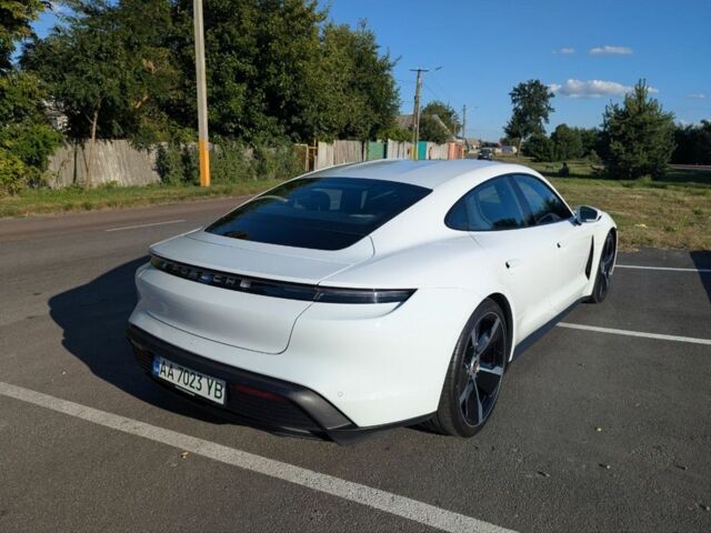 Белый Порше Другая, объемом двигателя 0 л и пробегом 77 тыс. км за 65000 $, фото 4 на Automoto.ua