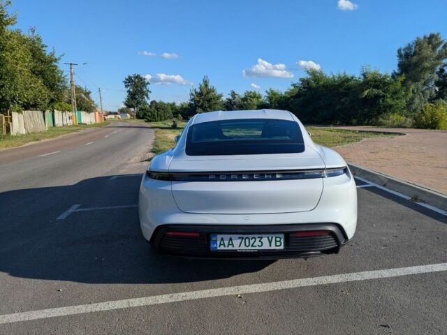 Белый Порше Другая, объемом двигателя 0 л и пробегом 77 тыс. км за 65000 $, фото 3 на Automoto.ua