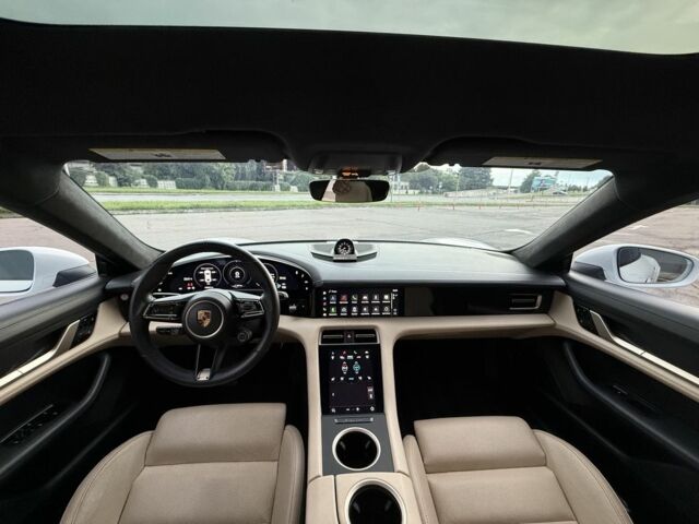 Белый Порше Другая, объемом двигателя 0 л и пробегом 46 тыс. км за 74500 $, фото 2 на Automoto.ua