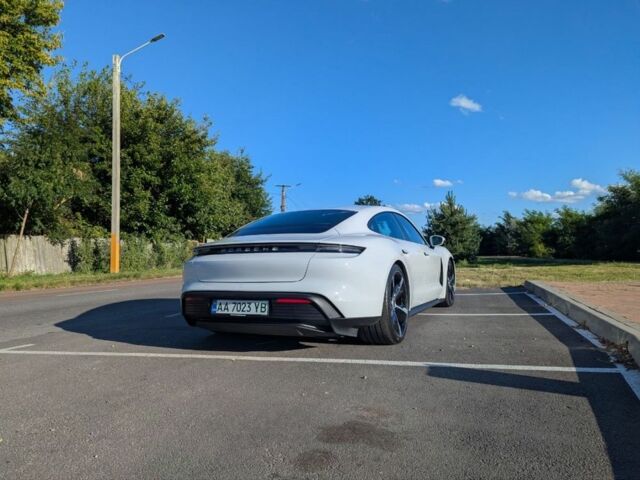 Белый Порше Другая, объемом двигателя 0 л и пробегом 77 тыс. км за 65000 $, фото 2 на Automoto.ua