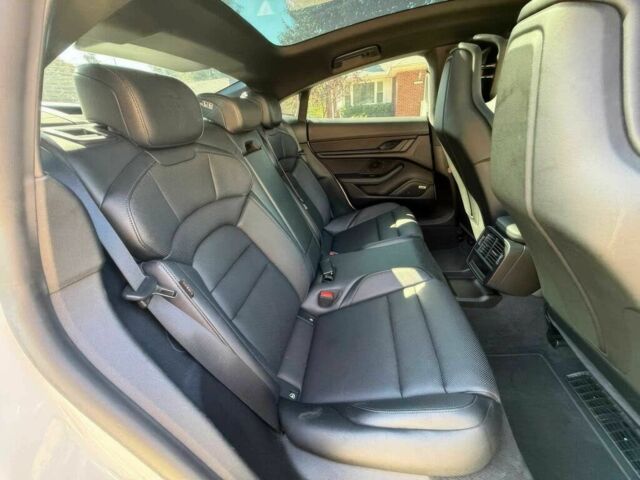 Белый Порше Другая, объемом двигателя 0 л и пробегом 13 тыс. км за 34200 $, фото 14 на Automoto.ua