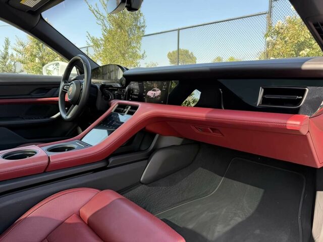 Белый Порше Другая, объемом двигателя 0 л и пробегом 29 тыс. км за 40000 $, фото 12 на Automoto.ua