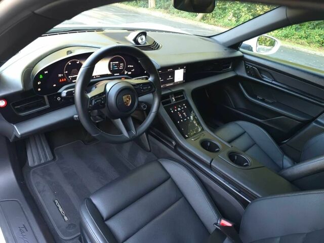 Білий Порше Інша, об'ємом двигуна 0 л та пробігом 24 тис. км за 29800 $, фото 8 на Automoto.ua