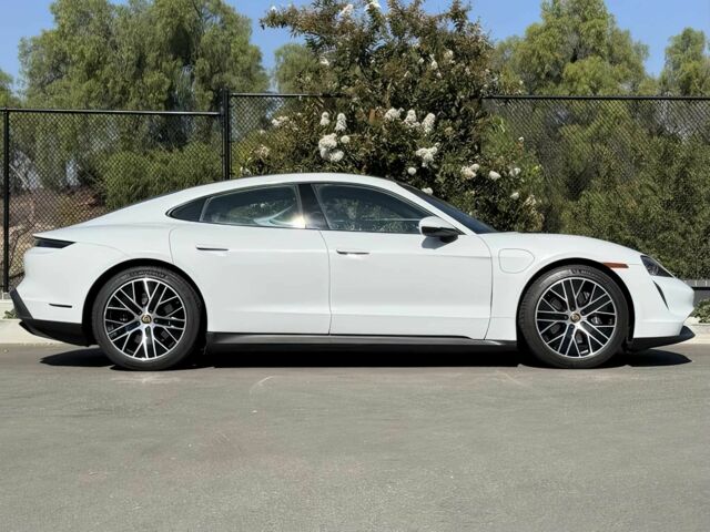 Белый Порше Другая, объемом двигателя 0 л и пробегом 29 тыс. км за 40000 $, фото 6 на Automoto.ua