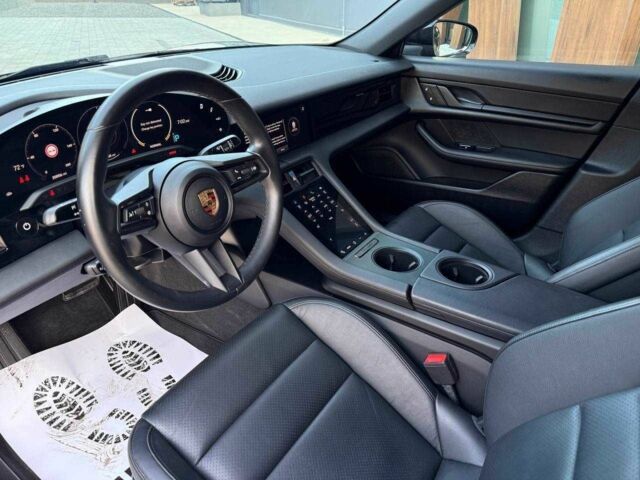 Чорний Порше Інша, об'ємом двигуна 0 л та пробігом 30 тис. км за 43900 $, фото 4 на Automoto.ua