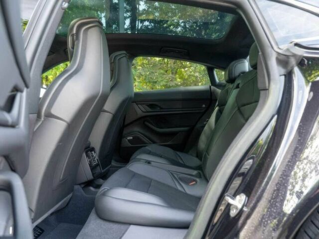 Черный Порше Другая, объемом двигателя 0 л и пробегом 28 тыс. км за 40500 $, фото 15 на Automoto.ua