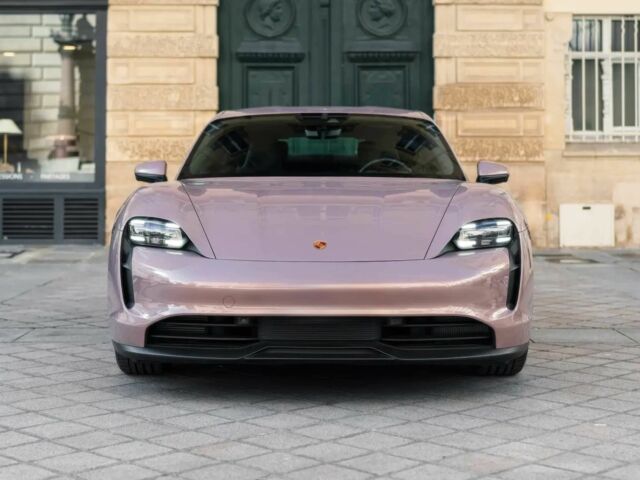 Красный Порше Другая, объемом двигателя 0 л и пробегом 19 тыс. км за 53200 $, фото 1 на Automoto.ua