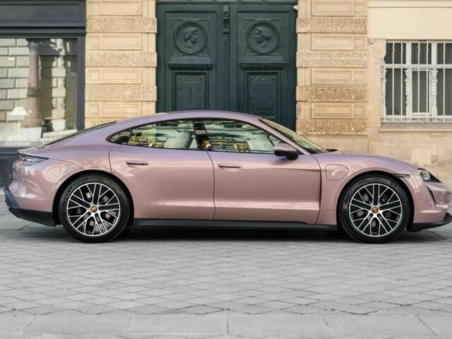 Красный Порше Другая, объемом двигателя 0 л и пробегом 19 тыс. км за 53200 $, фото 7 на Automoto.ua