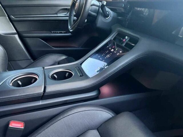Серый Порше Другая, объемом двигателя 0 л и пробегом 20 тыс. км за 59000 $, фото 13 на Automoto.ua