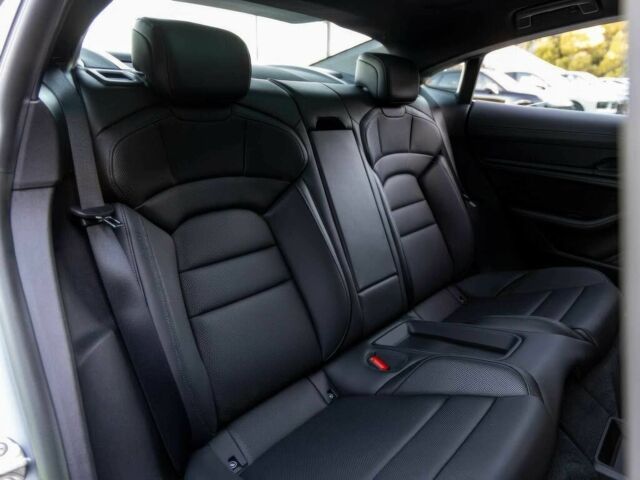 Серый Порше Другая, объемом двигателя 0 л и пробегом 10 тыс. км за 45000 $, фото 15 на Automoto.ua