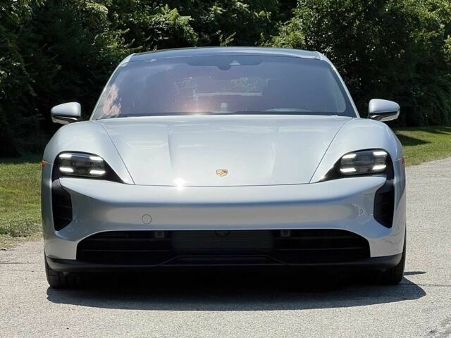 Серый Порше Другая, объемом двигателя 0 л и пробегом 28 тыс. км за 42000 $, фото 1 на Automoto.ua