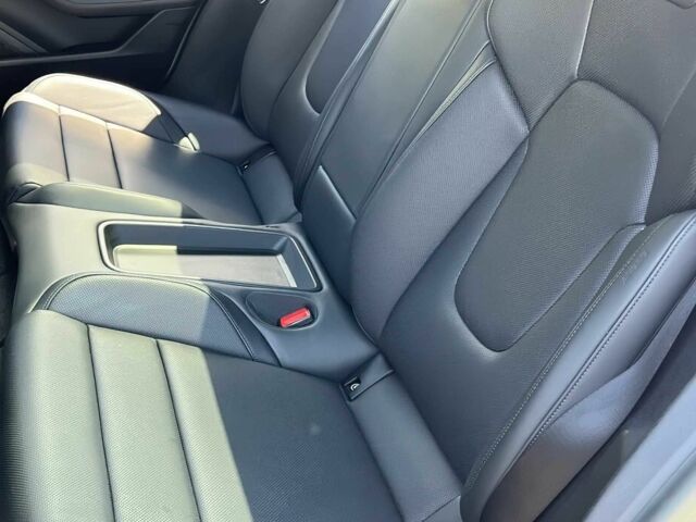 Серый Порше Другая, объемом двигателя 0 л и пробегом 28 тыс. км за 42000 $, фото 11 на Automoto.ua