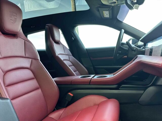 Серый Порше Другая, объемом двигателя 0 л и пробегом 14 тыс. км за 34000 $, фото 10 на Automoto.ua