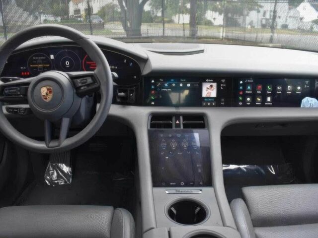 Синий Порше Другая, объемом двигателя 0 л и пробегом 13 тыс. км за 35200 $, фото 7 на Automoto.ua