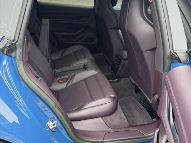 Синий Порше Другая, объемом двигателя 0 л и пробегом 18 тыс. км за 83000 $, фото 6 на Automoto.ua