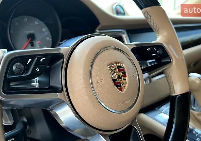 Белый Порше Масан, объемом двигателя 3 л и пробегом 260 тыс. км за 26000 $, фото 19 на Automoto.ua
