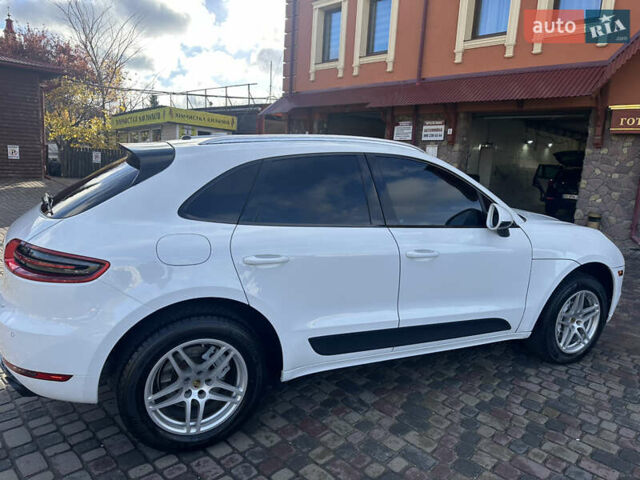 Белый Порше Масан, объемом двигателя 3 л и пробегом 140 тыс. км за 27777 $, фото 4 на Automoto.ua