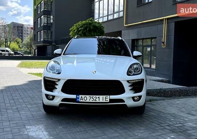 Белый Порше Масан, объемом двигателя 3 л и пробегом 260 тыс. км за 26000 $, фото 1 на Automoto.ua