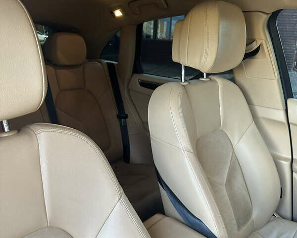 Белый Порше Масан, объемом двигателя 3 л и пробегом 140 тыс. км за 27777 $, фото 7 на Automoto.ua